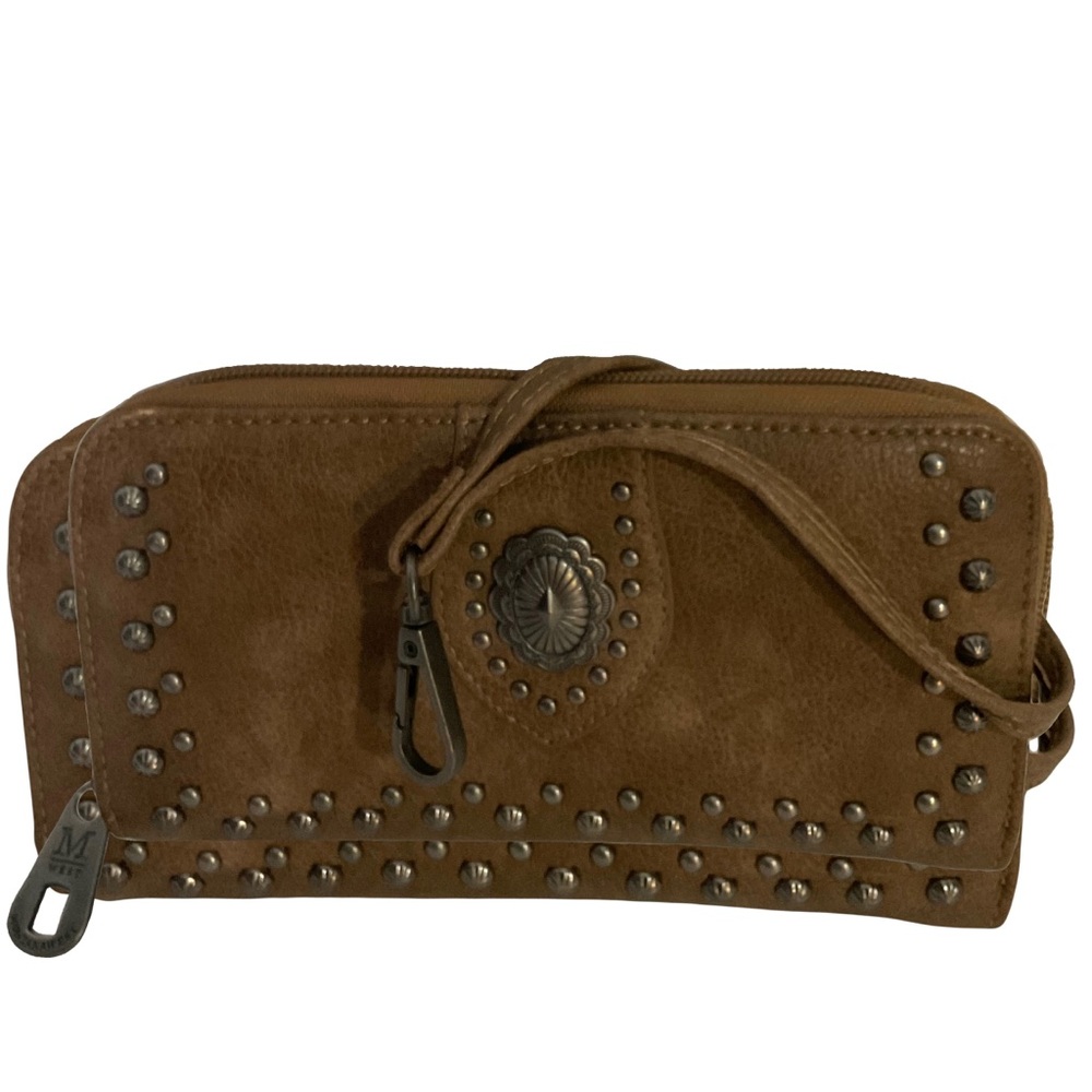 Montana West Brown Studded Wallet; Silver Concho Detail & Wristlet Strap; NWT’s